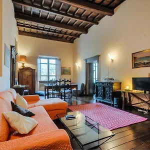 https://alghero-town-centre.in-sardinia.net