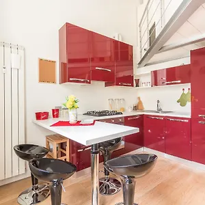 https://alessias-flat-porta-romana-m3.it-lombardy.com